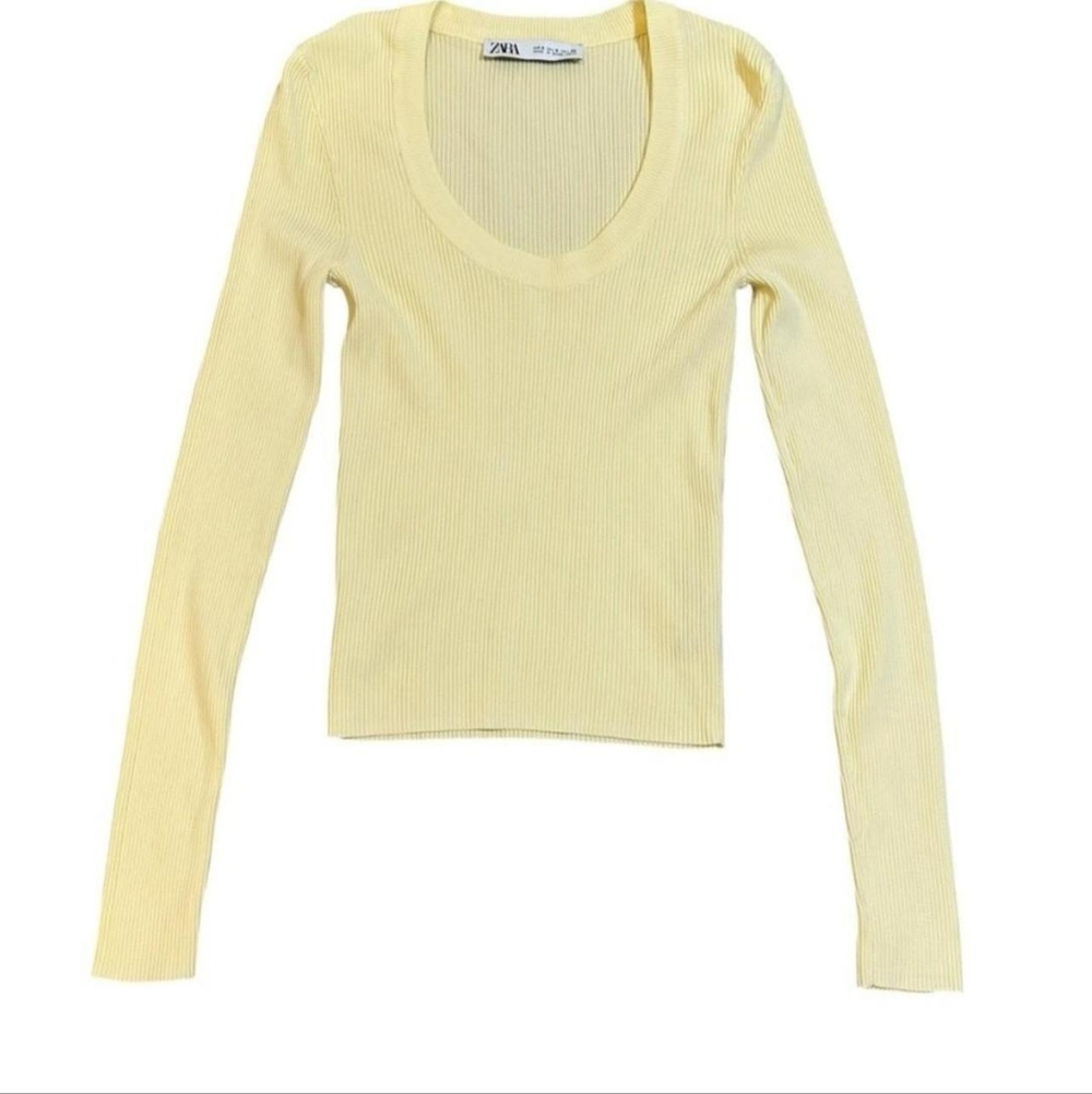 Zara Women's Light Yellow Long Sleeve Top